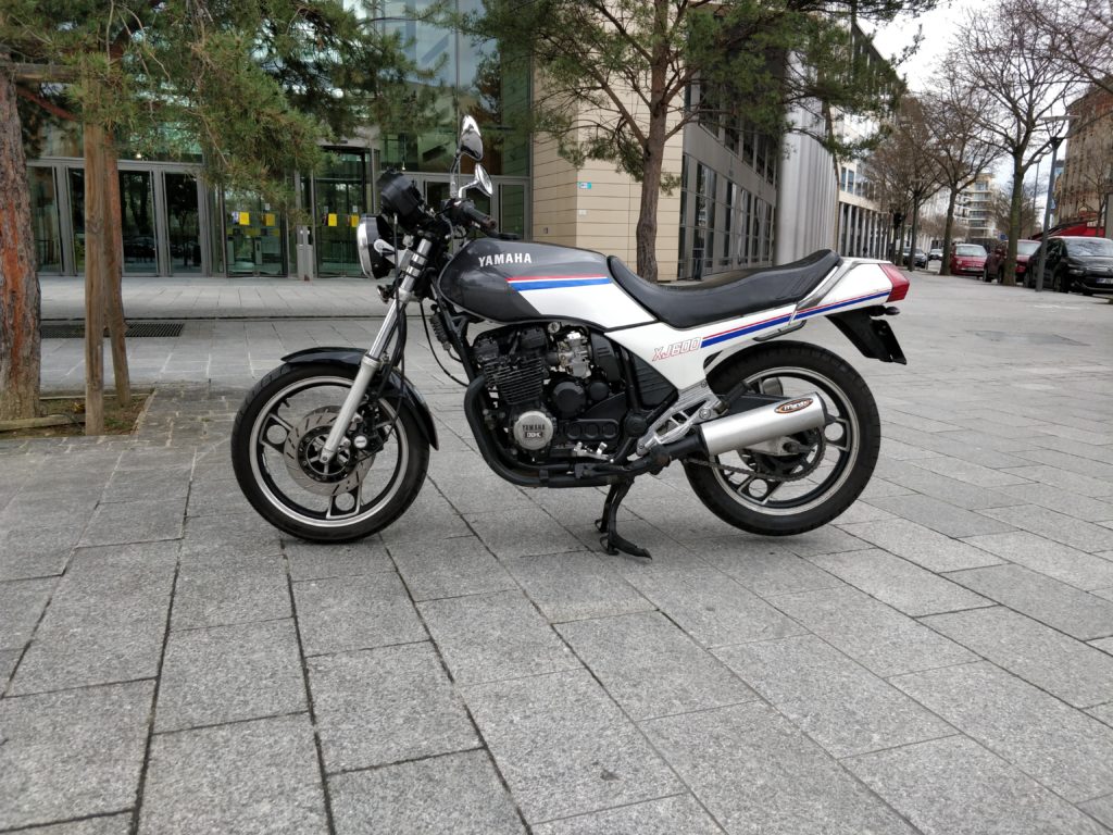 Yamaha xjr600 deals